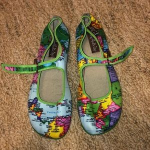 Map Mary Jane shoes